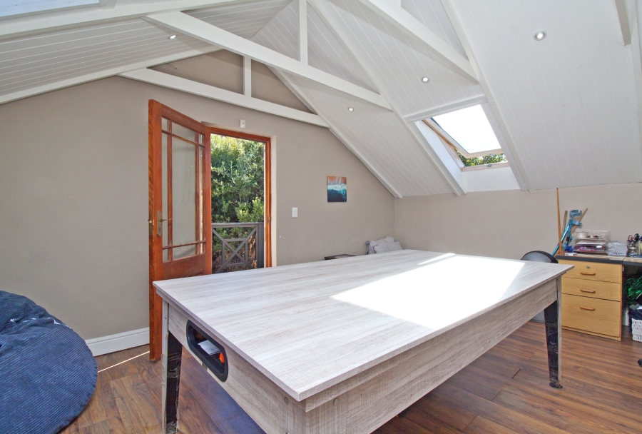 4 Bedroom Property for Sale in Capri Western Cape